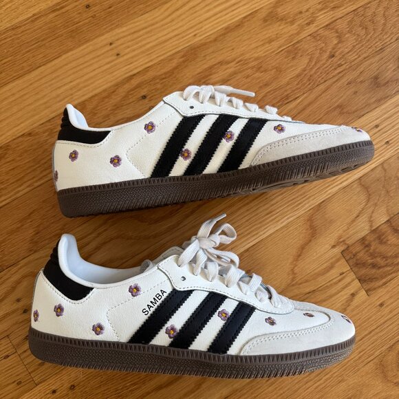 adidas Shoes - Adidas Samba Light Purple Floral Size: 7.5